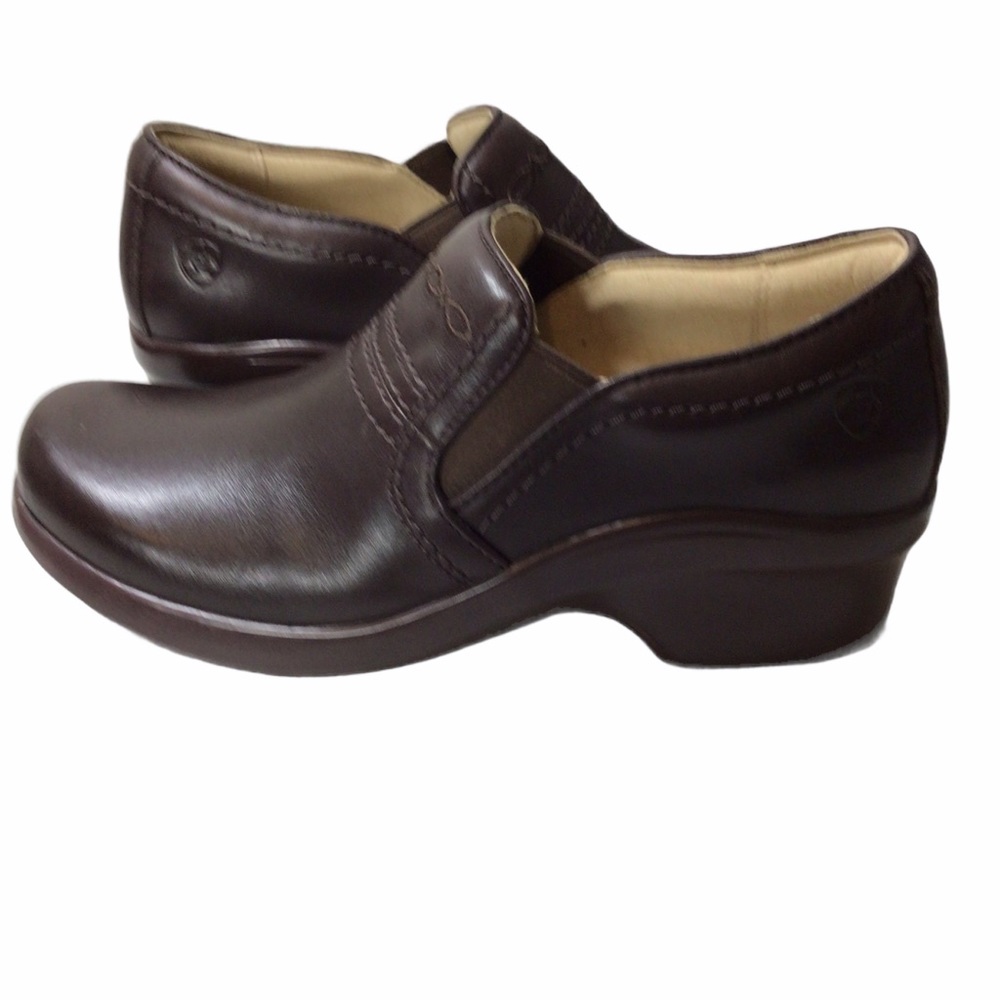 Ariat Woman’s “Expert” Clog in Antique Brown SZ 10